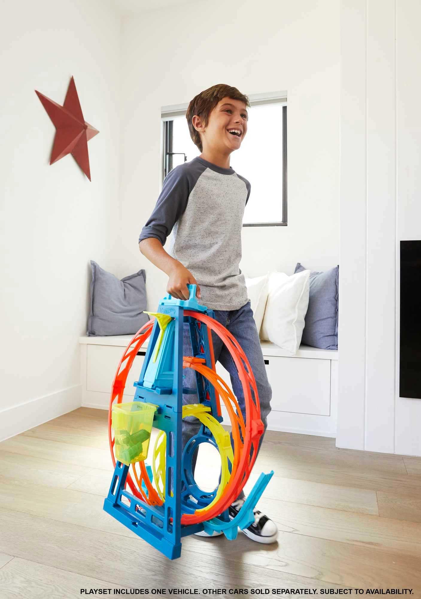 Amazon.com: Hot Wheels Track Builder Triple Loop Stunt Loops